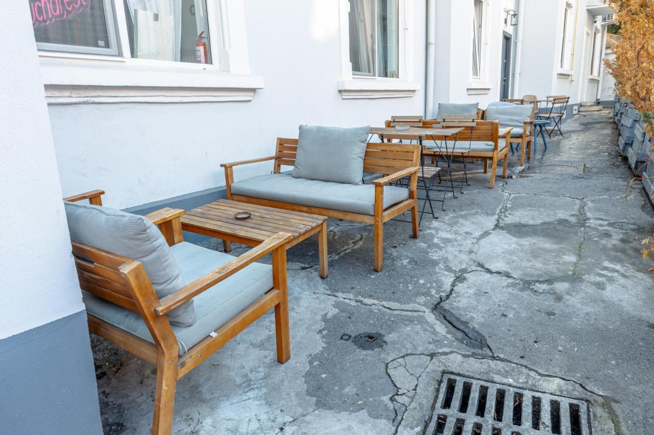 First Hostel Bucur 21 بوخارست المظهر الخارجي الصورة